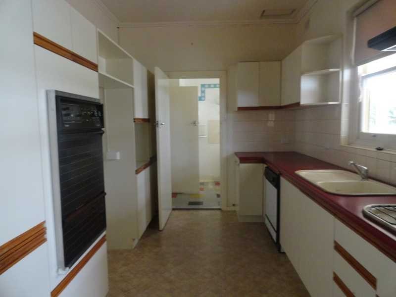 10 BRUSSEL STREET, Broadview SA 5083