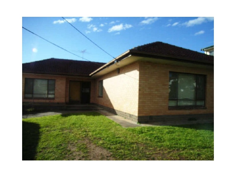 10 PARSLOW ROAD, Para Hills SA 5096