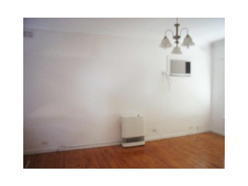 10 PARSLOW ROAD, Para Hills SA 5096