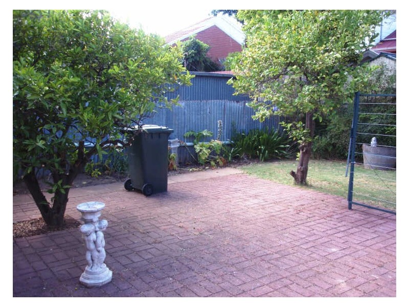 33 COLLEGE AVENUE, Prospect SA 5082