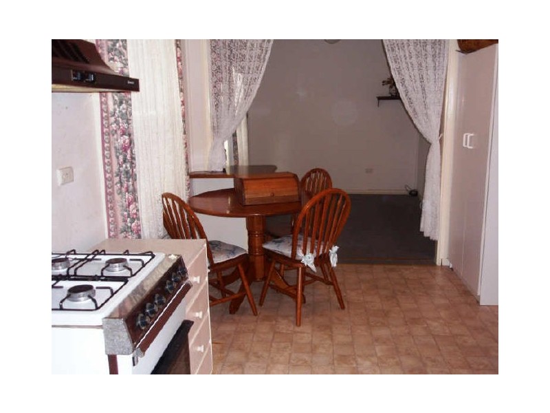 8 GOSFIELD AVENUE, Hampstead Gardens SA 5086