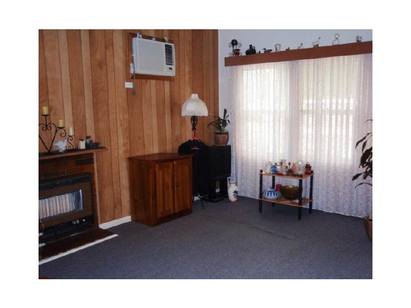 8 GOSFIELD AVENUE, Hampstead Gardens SA 5086