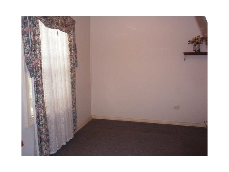 8 GOSFIELD AVENUE, Hampstead Gardens SA 5086