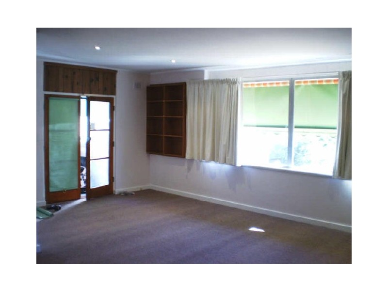 68 CRESDEE ROAD, Campbelltown SA 5074