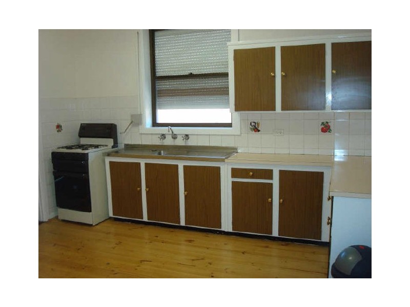 2 WILLIAM ROAD, Vale Park SA 5081