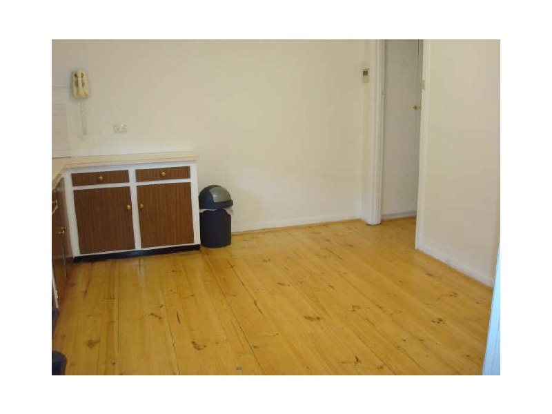 2 WILLIAM ROAD, Vale Park SA 5081