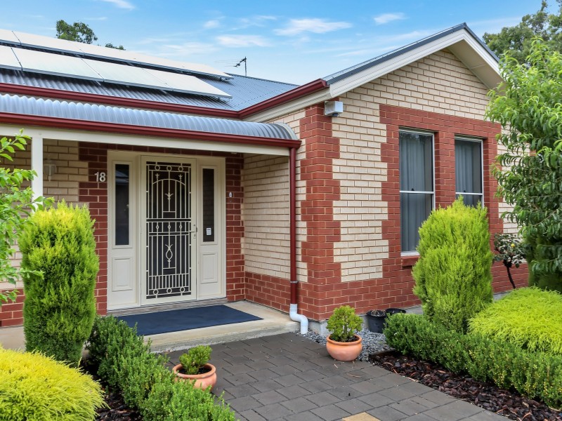 18 Oregan Crescent, St Agnes SA 5097