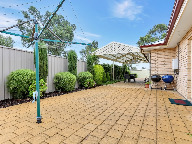 18 Oregan Crescent, St Agnes SA 5097