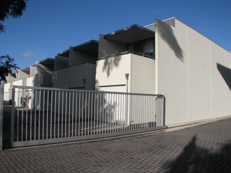 7/1 West Street, Hindmarsh SA 5007