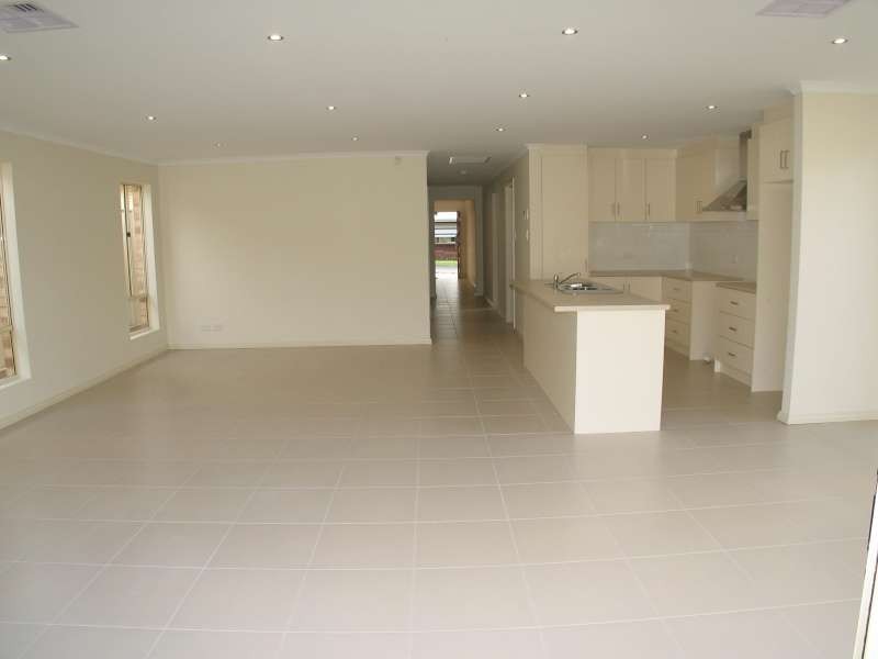 17 Duncan Crescent, Highbury SA 5089