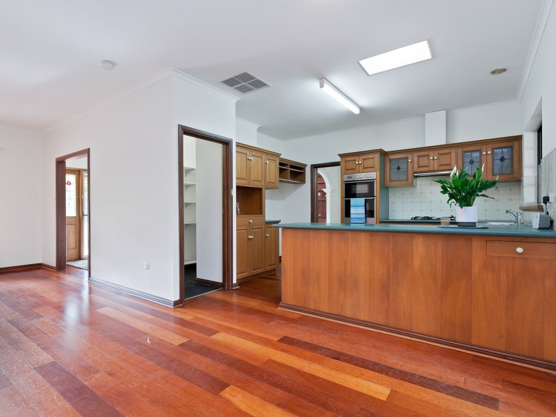 31 Sarnia Farm Road, St Agnes SA 5097