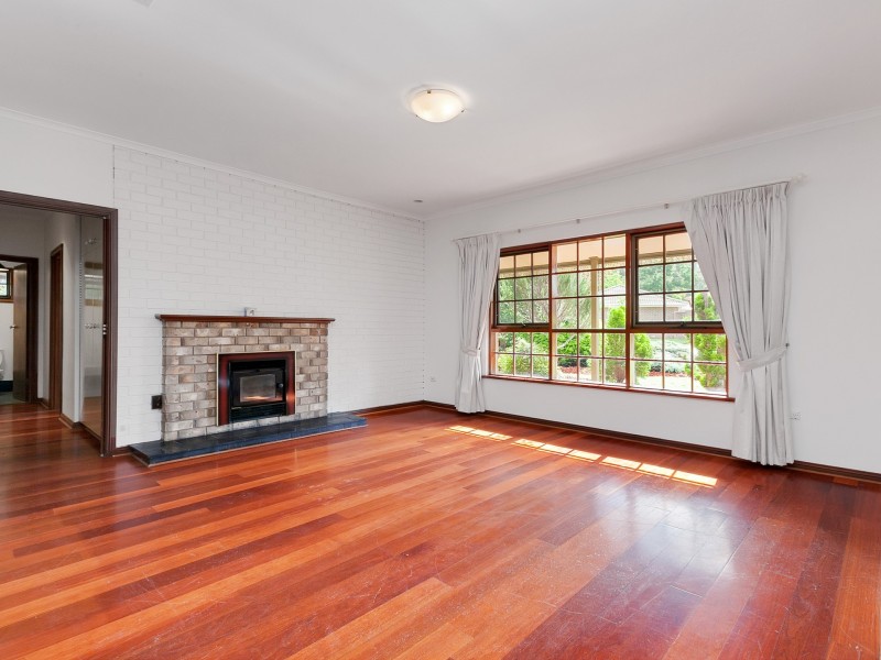 31 Sarnia Farm Road, St Agnes SA 5097