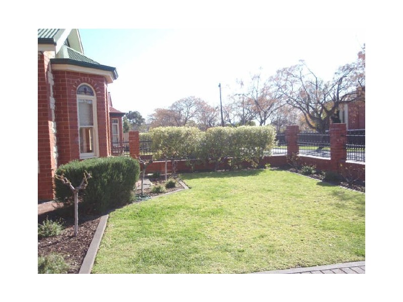 17 ALPHA ROAD, Prospect SA 5082