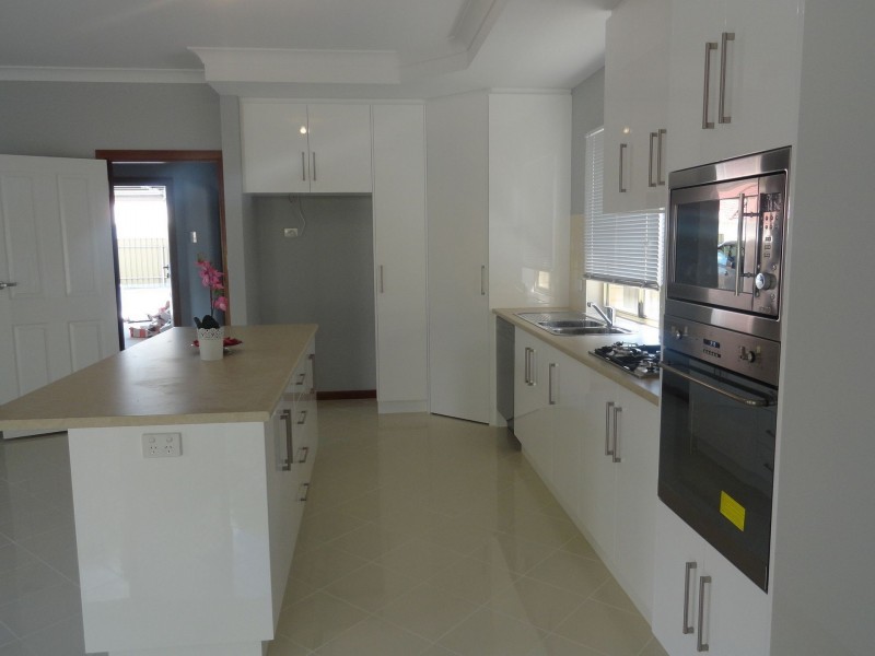 48 Burdett Drive, Paralowie SA 5108