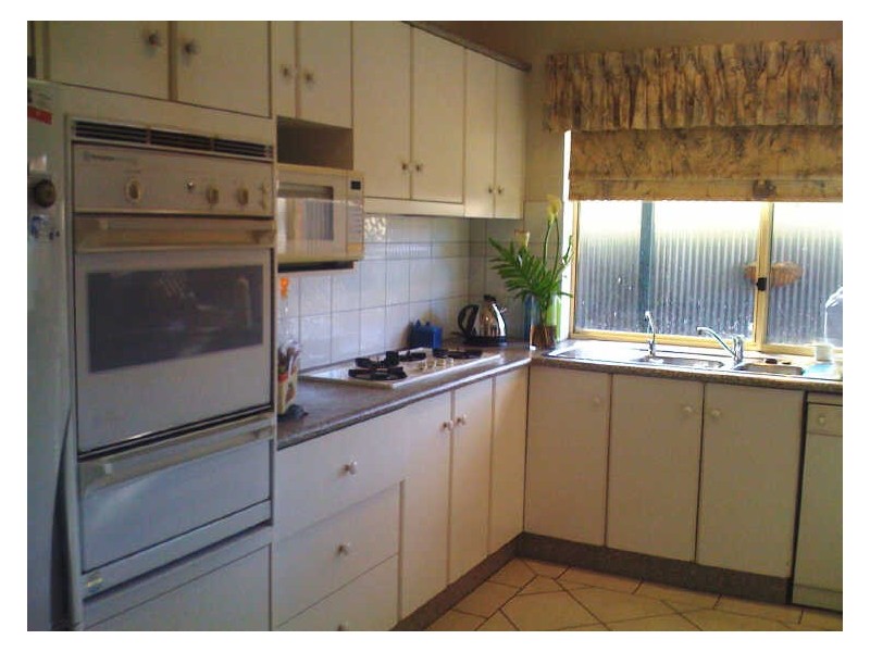 61 Barnes Road, Glynde SA 5070