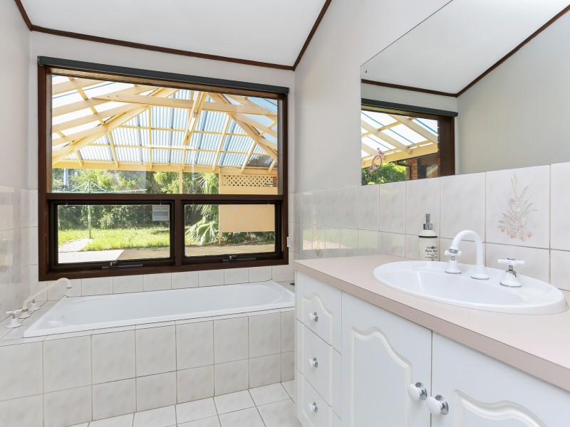 71 Orange Grove Circuit, Dernancourt SA 5075