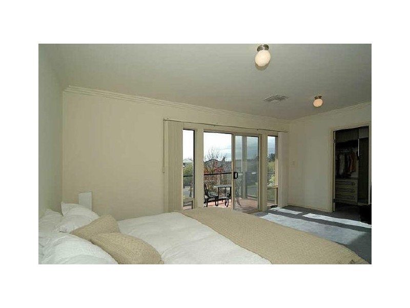 16 GAIRDNER LANE, Mawson Lakes SA 5095