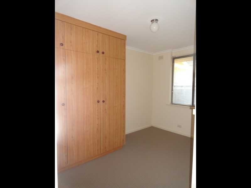 1 / 52 Newton Road, Campbelltown SA 5074