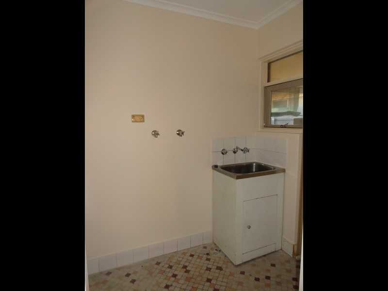 1 / 52 Newton Road, Campbelltown SA 5074