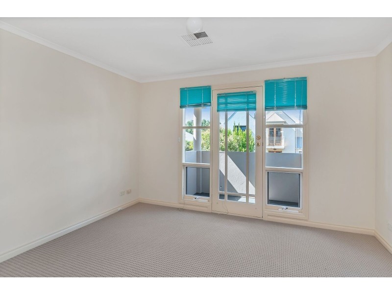 3 Thiele Grove, Kensington Park SA 5068