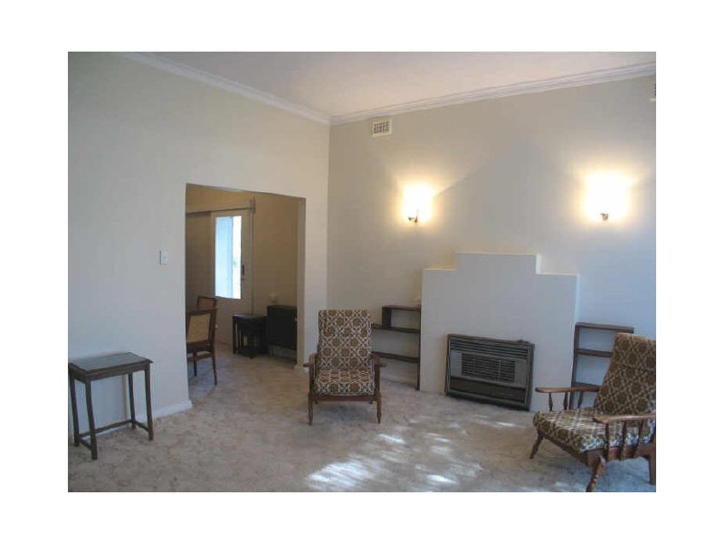 18 DRYDEN STREET, Tranmere SA 5073
