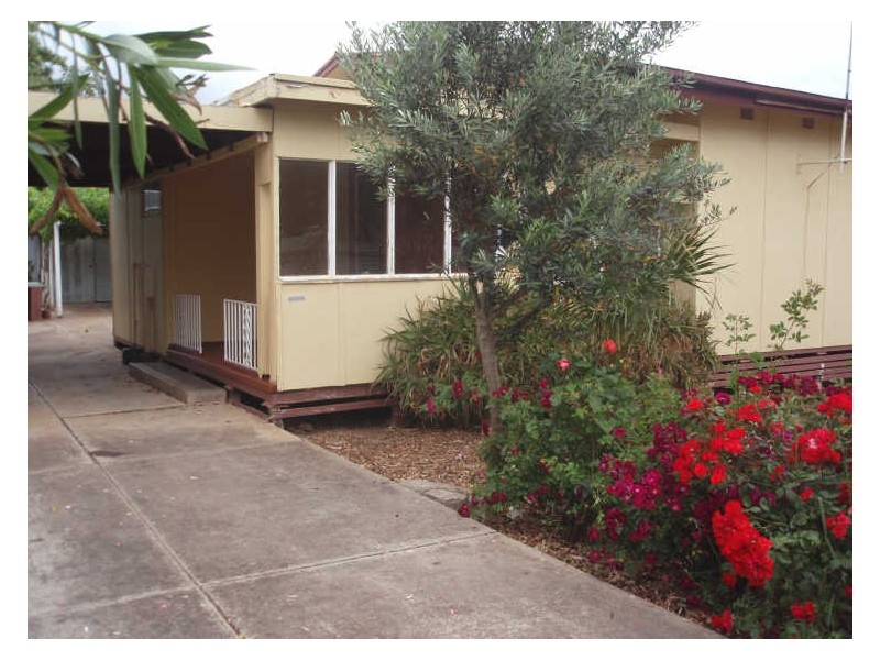 28 Braemore Tce, Campbelltown SA 5074