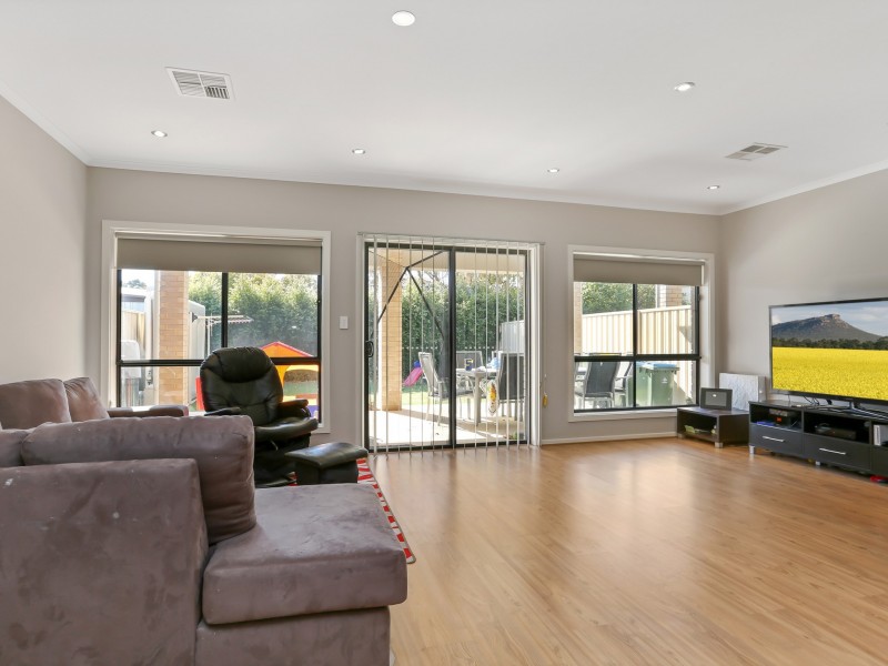 11B Emery Road, Campbelltown SA 5074