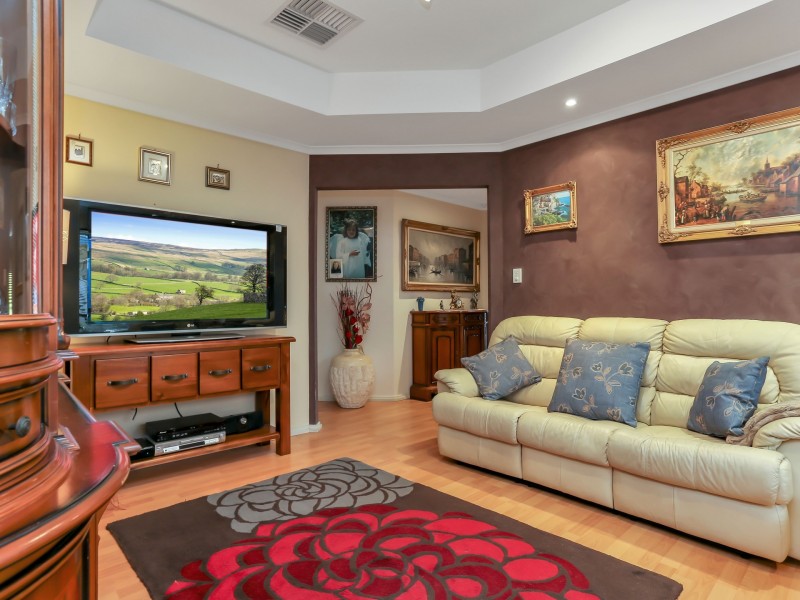 18 Redwood Close, Noarlunga Downs SA 5168