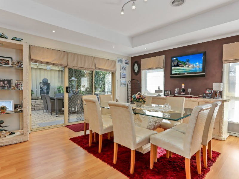 18 Redwood Close, Noarlunga Downs SA 5168