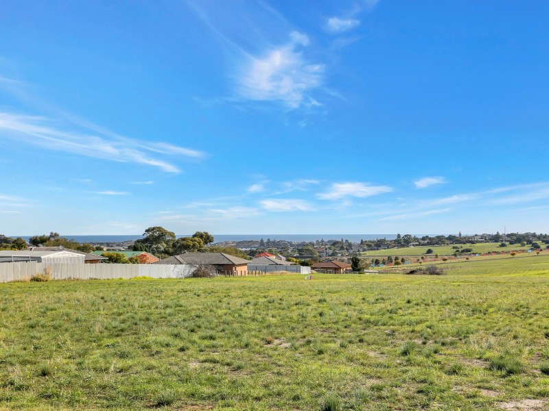 18 Redwood Close, Noarlunga Downs SA 5168