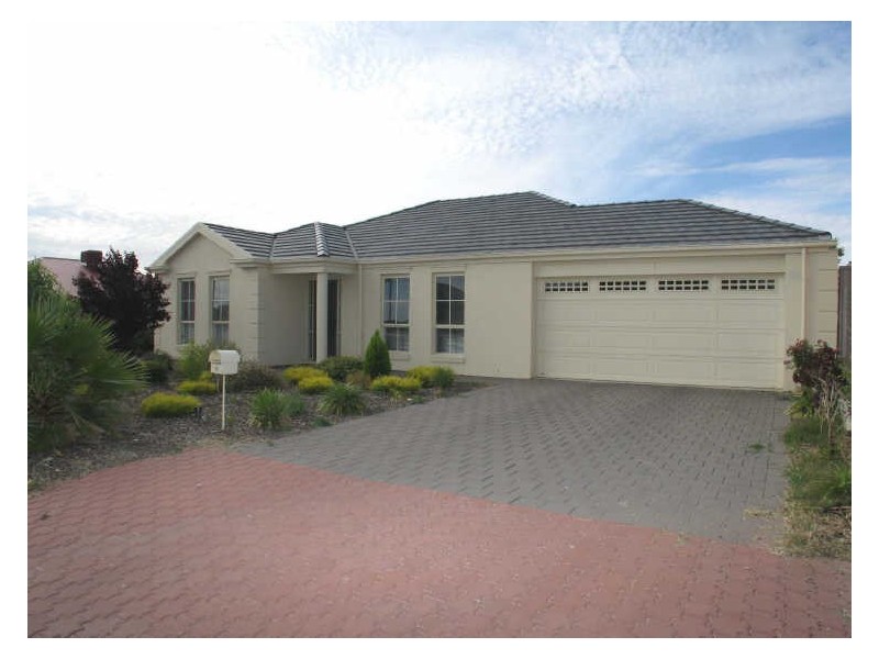 15 SWANBOURNE DRIVE, Northgate SA 5085