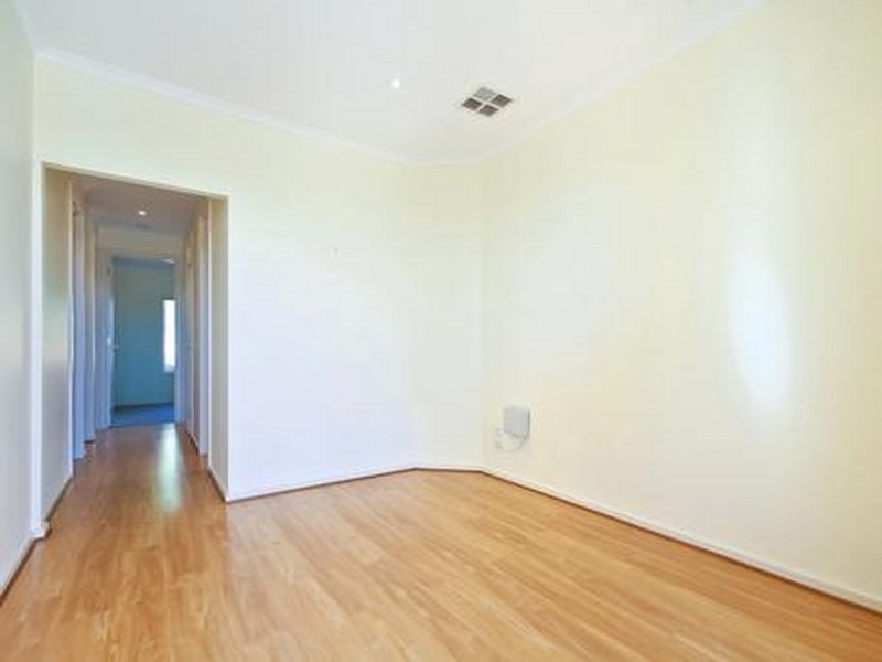 14A Domain Street, Moana SA 5169