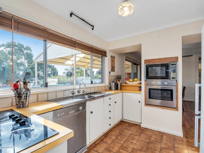 19 Alabama Road, Happy Valley SA 5159