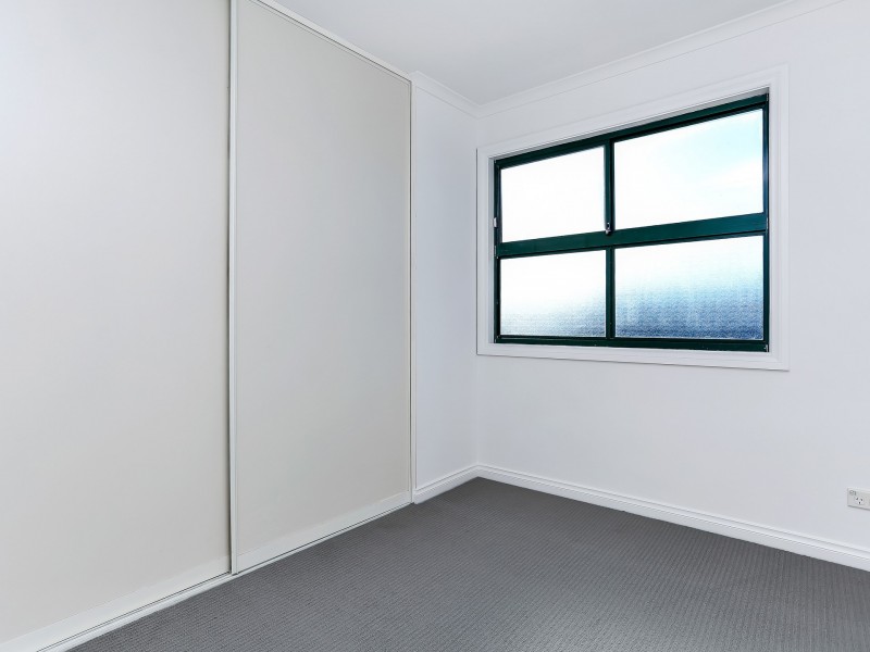 1 Thiele Grove, Kensington Park SA 5068