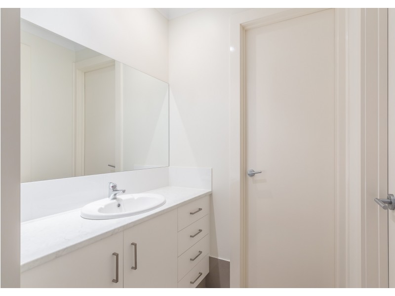 2b Leslie Avenue, Campbelltown SA 5074