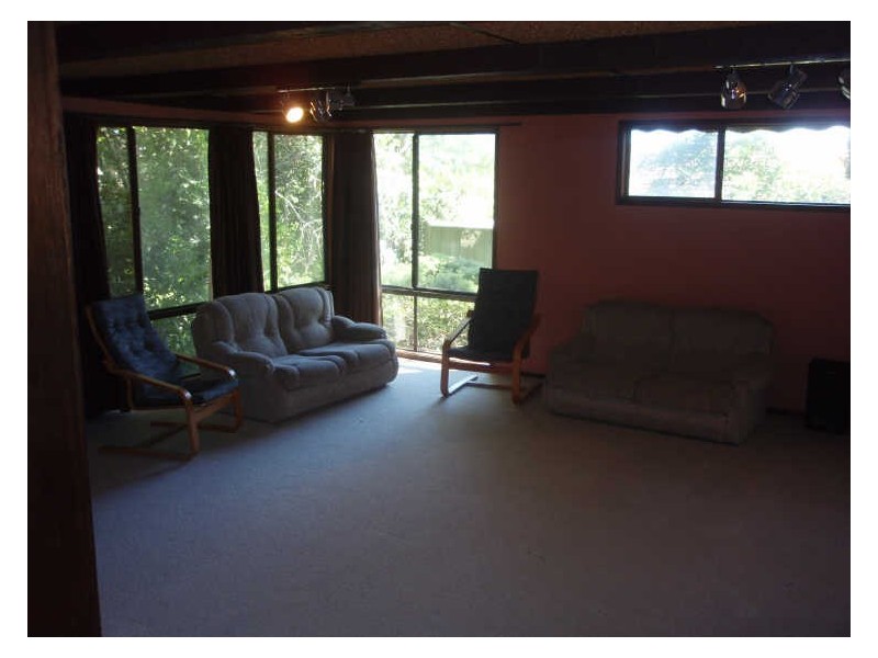 17 Robertson Crescent, Redwood Park SA 5097