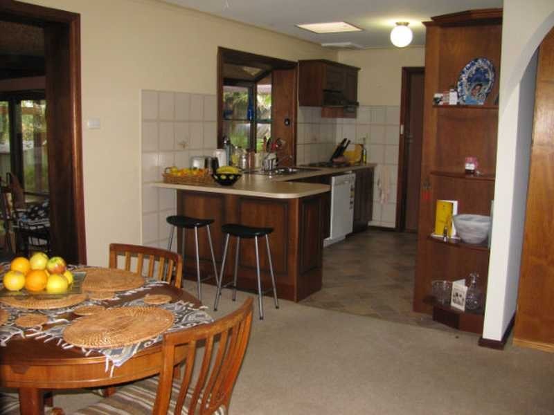 17 Robertson Crescent, Redwood Park SA 5097