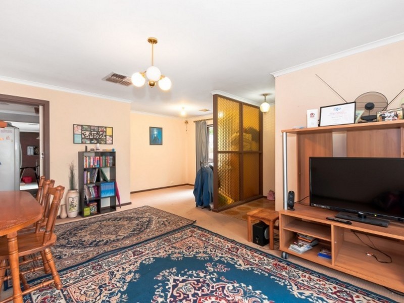 12 Mary Street, Happy Valley SA 5159