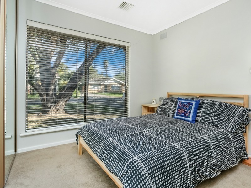 15 Beaufort Crescent, Felixstow SA 5070
