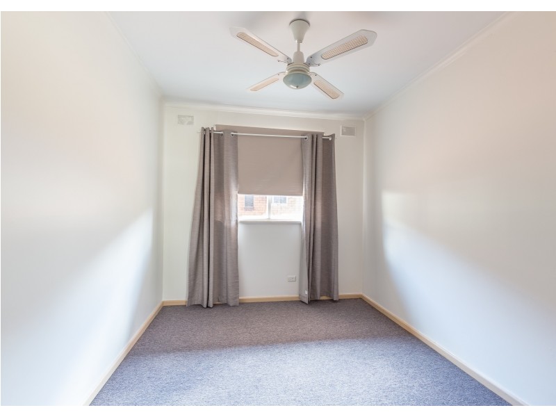 10 Nottingham Crescent, Valley View SA 5093