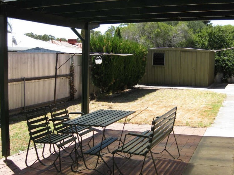 22 Clark Crescent, Paradise SA 5075