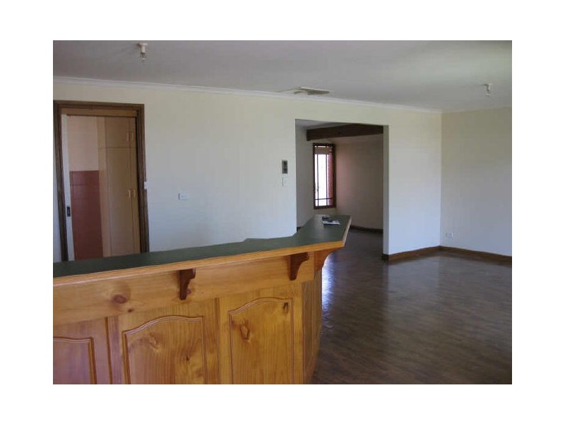 2 OXFORD CIRCUIT, Newton SA 5074