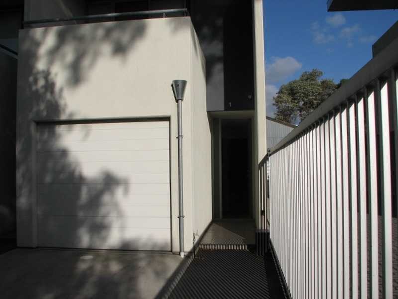 1/1 West Street, Hindmarsh SA 5007