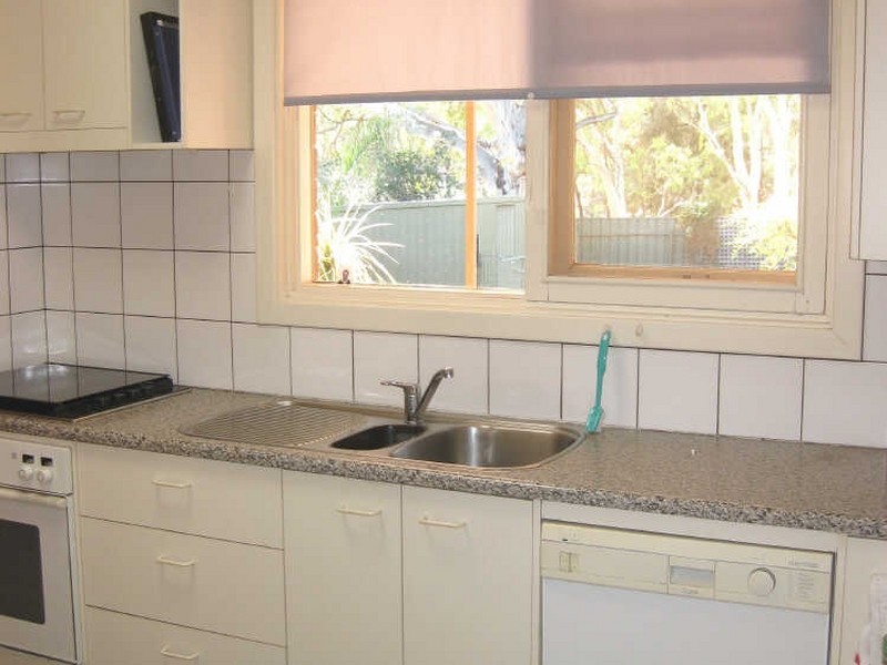 11 Range Road, Paradise SA 5075