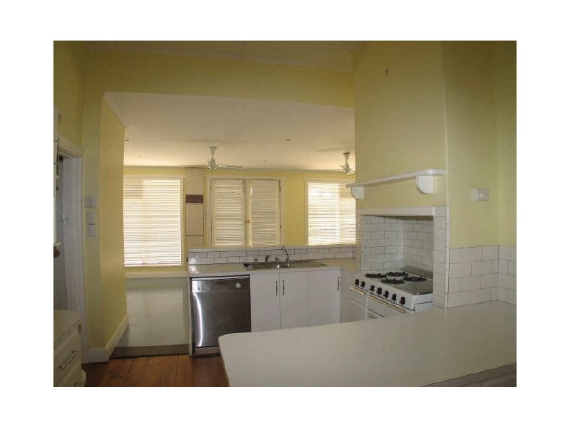 8 DUNSTAN AVENUE, Kensington Park SA 5068