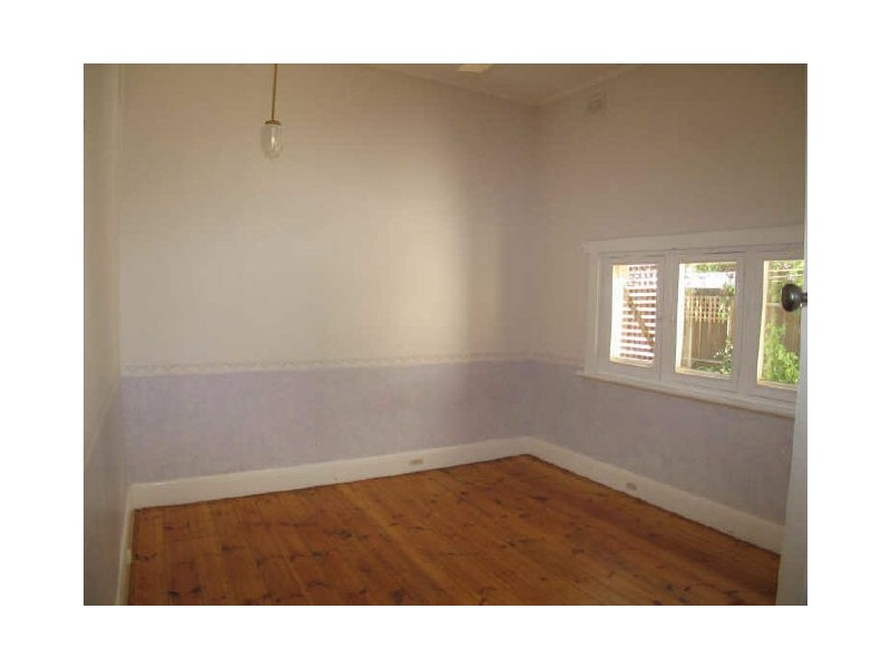 8 DUNSTAN AVENUE, Kensington Park SA 5068