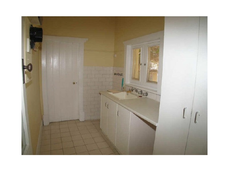 8 DUNSTAN AVENUE, Kensington Park SA 5068