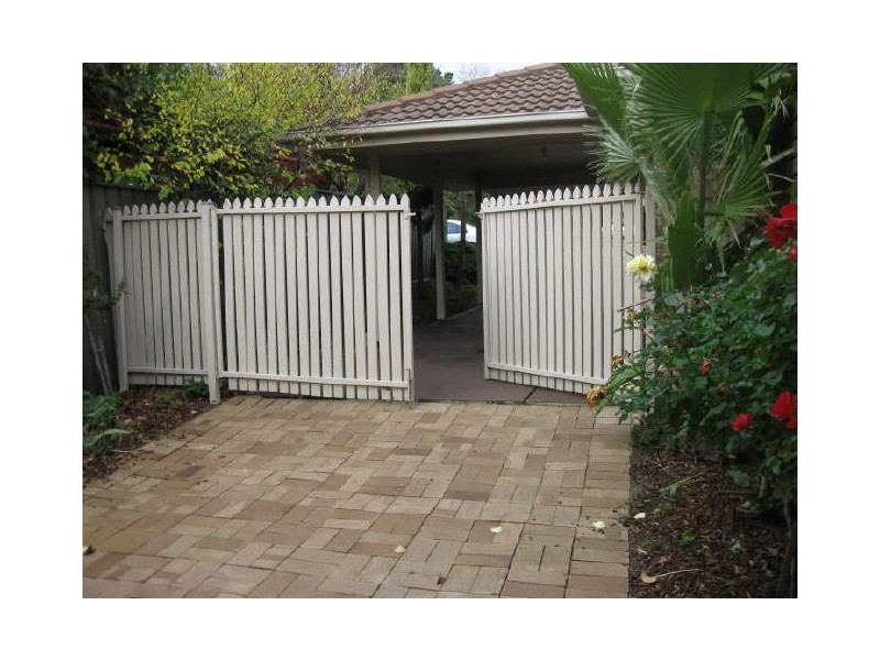 6 SARNIA FARM ROAD, St Agnes SA 5097