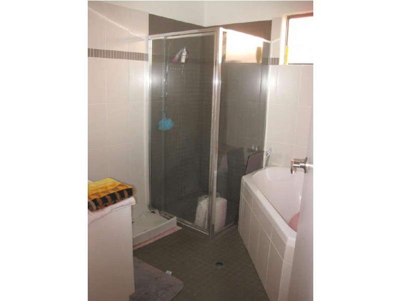 2B ALAN AVENUE, Campbelltown SA 5074