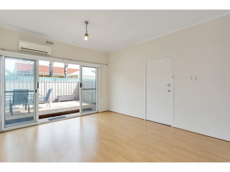 2/19 Military Road, West Beach SA 5024